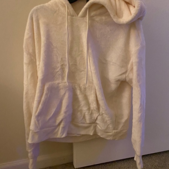 Women clothes - Picture 2 of 4